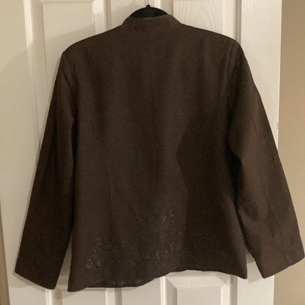 Silk Land brown embroidered lined blazer size 12, Long sleeves, Chinese collar. - Picture 5 of 12